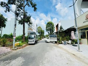HÀNG THƠM - NỀN ĐƯỜNG PHẠM VĂN NHỜ THÔNG RA VÕ NGUYÊN GIÁP