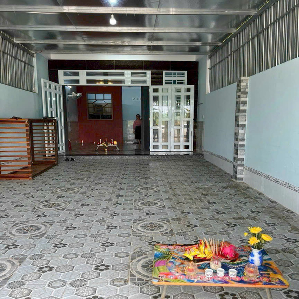 Bán nhà 1 trệt 1 lầu đường B9, khu Phú an, Cái răng, cần thơ